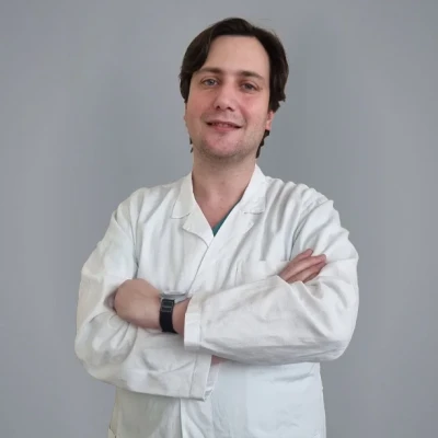  Centro Cerca e riCerca Centro di alta specializzazione per la diagnosi, la cura e la ricerca sulle malattie esofago gastriche. a Milano 